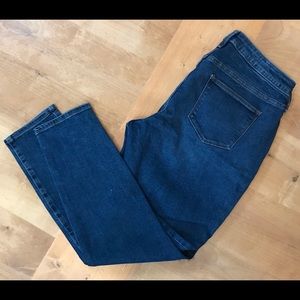 Universal Thread Curvy Skinny Jean